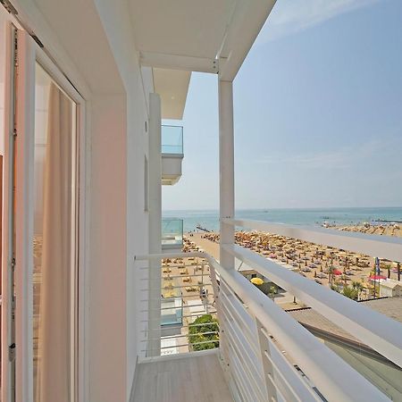 Hotel Strand A Frontemare Jesolo Extérieur photo